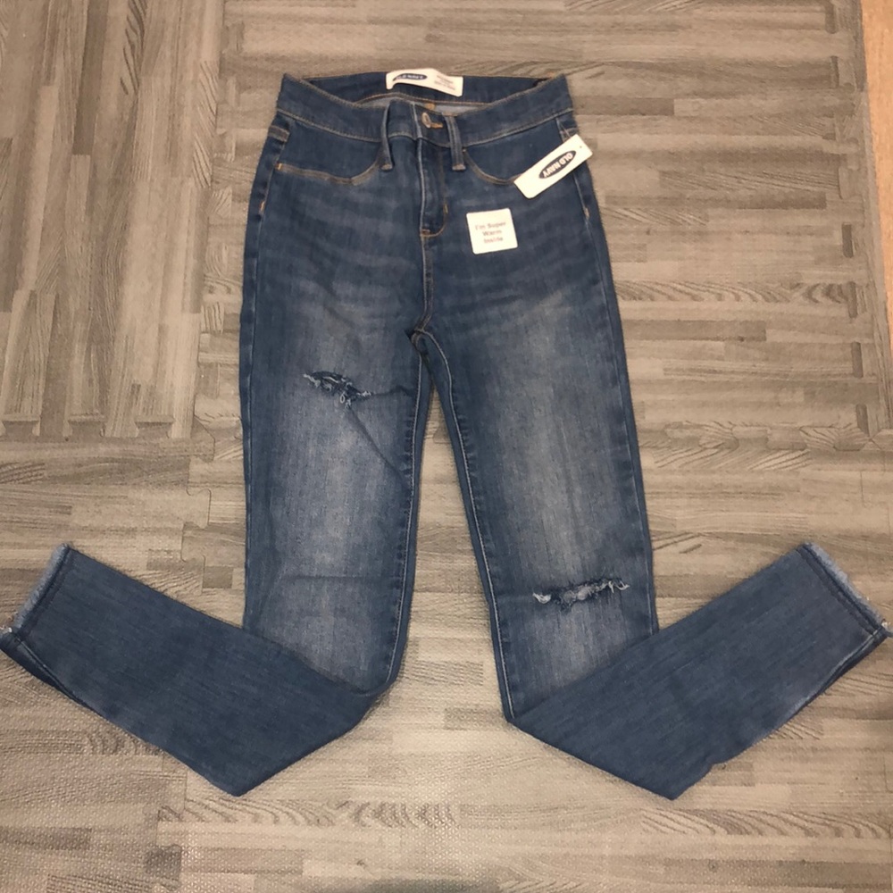 Dark blue jeggings with fuzz on the inside